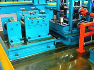 小型圓方管設備廠家需要評估廠家的綜合實力。可以從那些方面進行評估